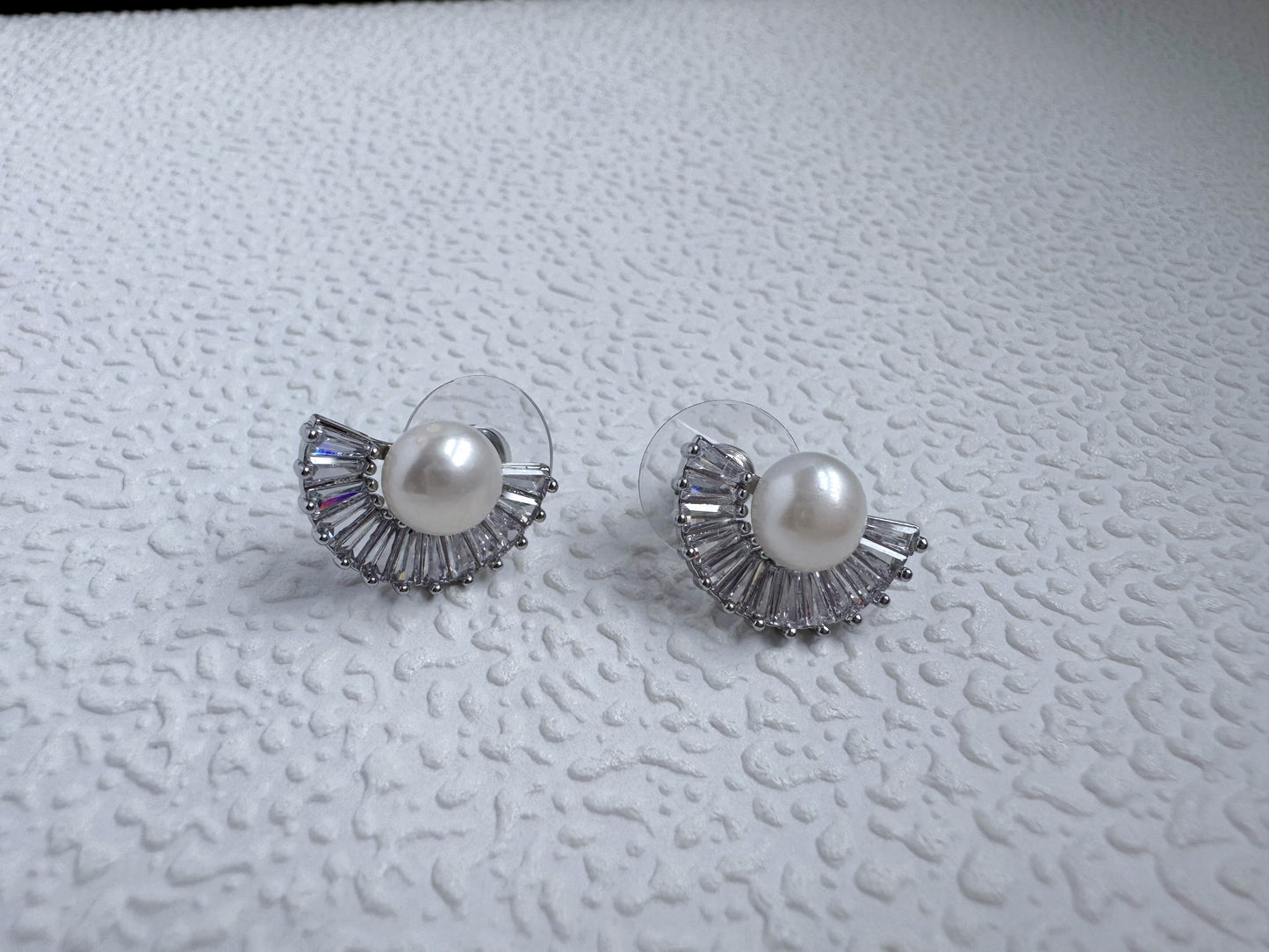 Earrings  Faux Pearl Decor With Shiny Zircon Inlaid